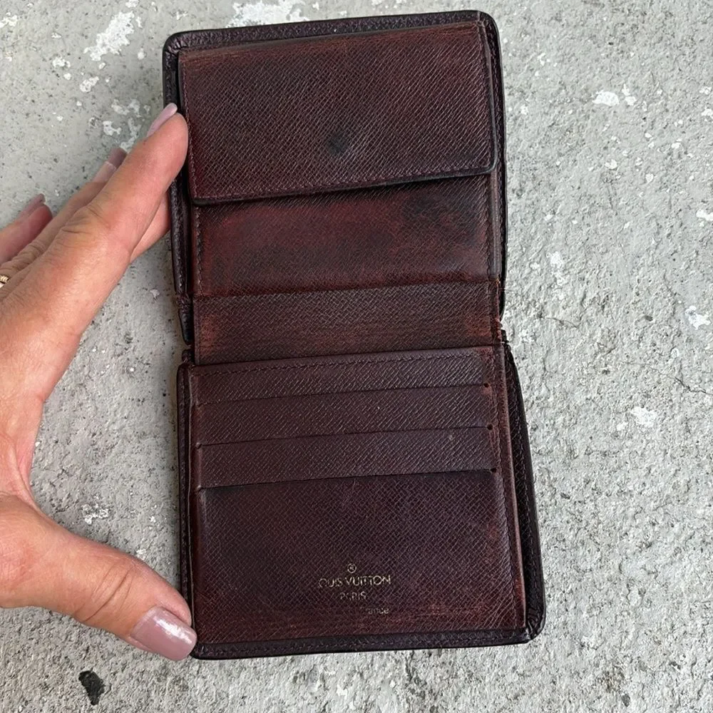 Vintage Louis Vuitton Taiga leather wallet